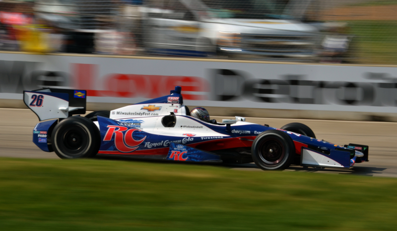 Illustration for article titled Speaking of Sound: Ex-F1 Driver Doing Hot Laps in Formula E Car